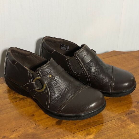 Clarks Loafer Womens 6.5 Brown Leather Cheyn Fame Slip On Casual Pump Comfort - Picture 2 of 10
